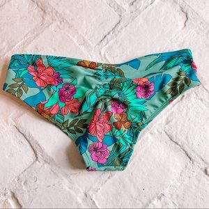 NWT Xhilaration bikini bottoms